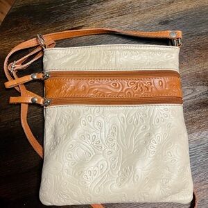 Made In Italy Genuine Leather Crossbody Purse